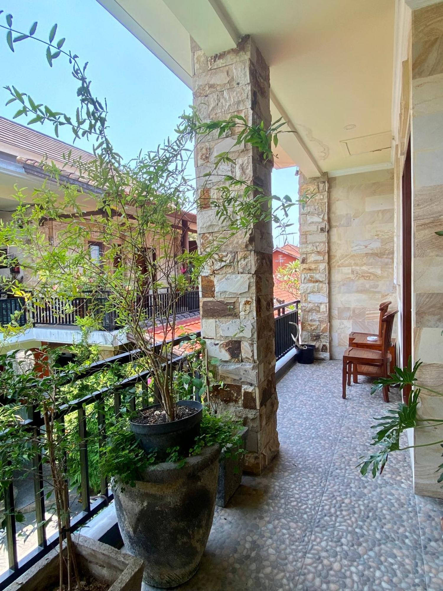 Frog Homestay Sanur Esterno foto