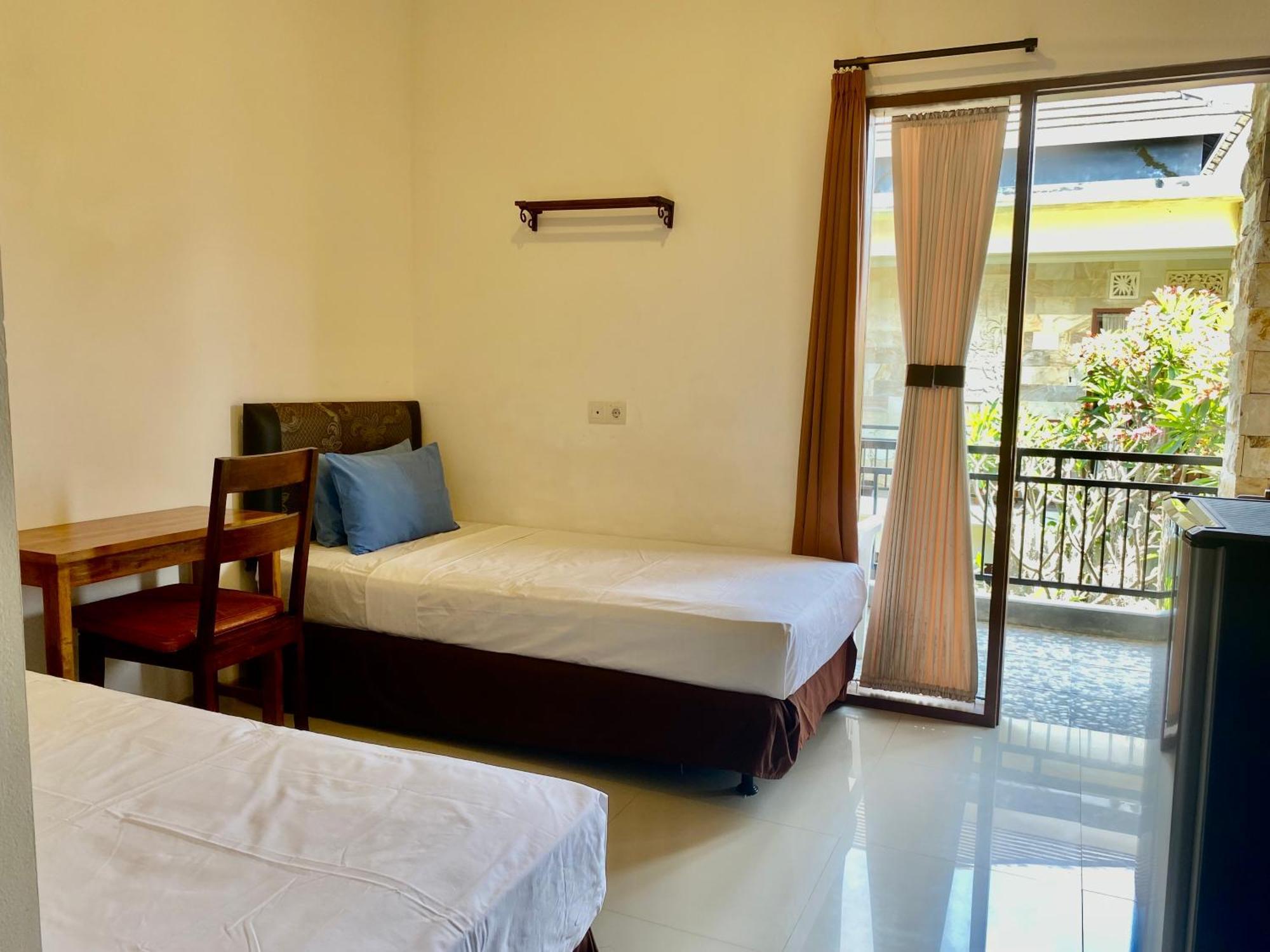 Frog Homestay Sanur Esterno foto