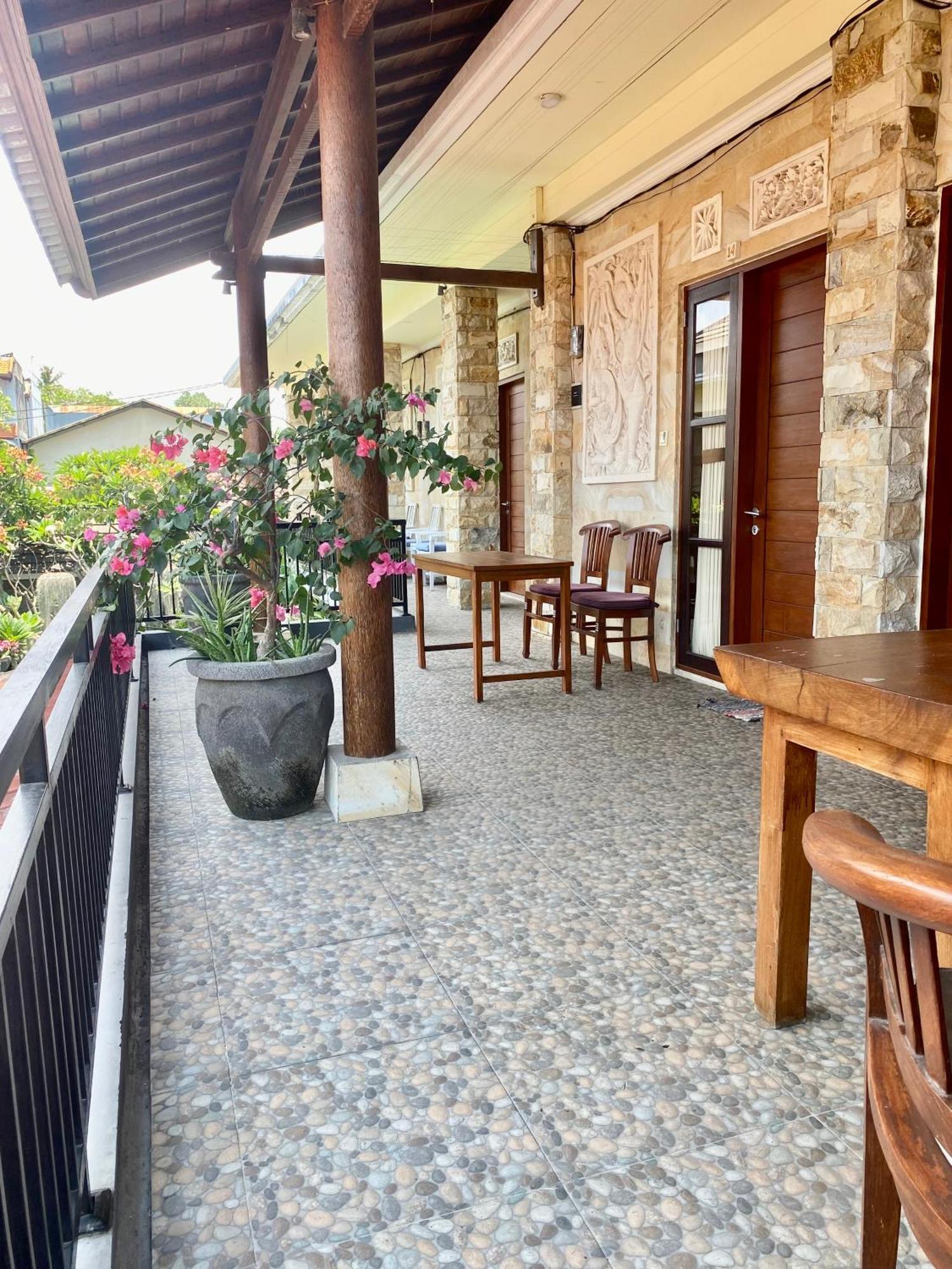 Frog Homestay Sanur Esterno foto