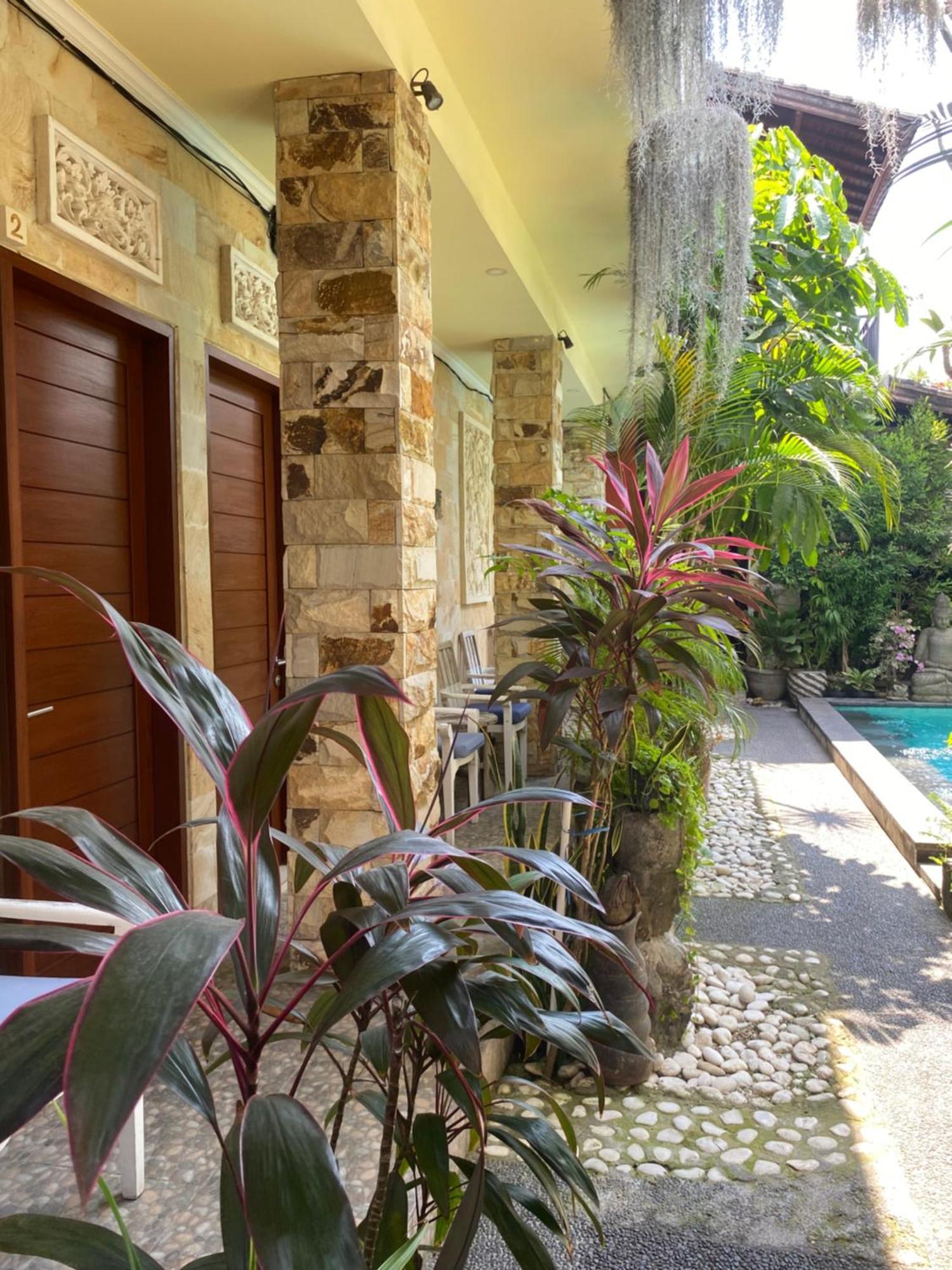 Frog Homestay Sanur Esterno foto