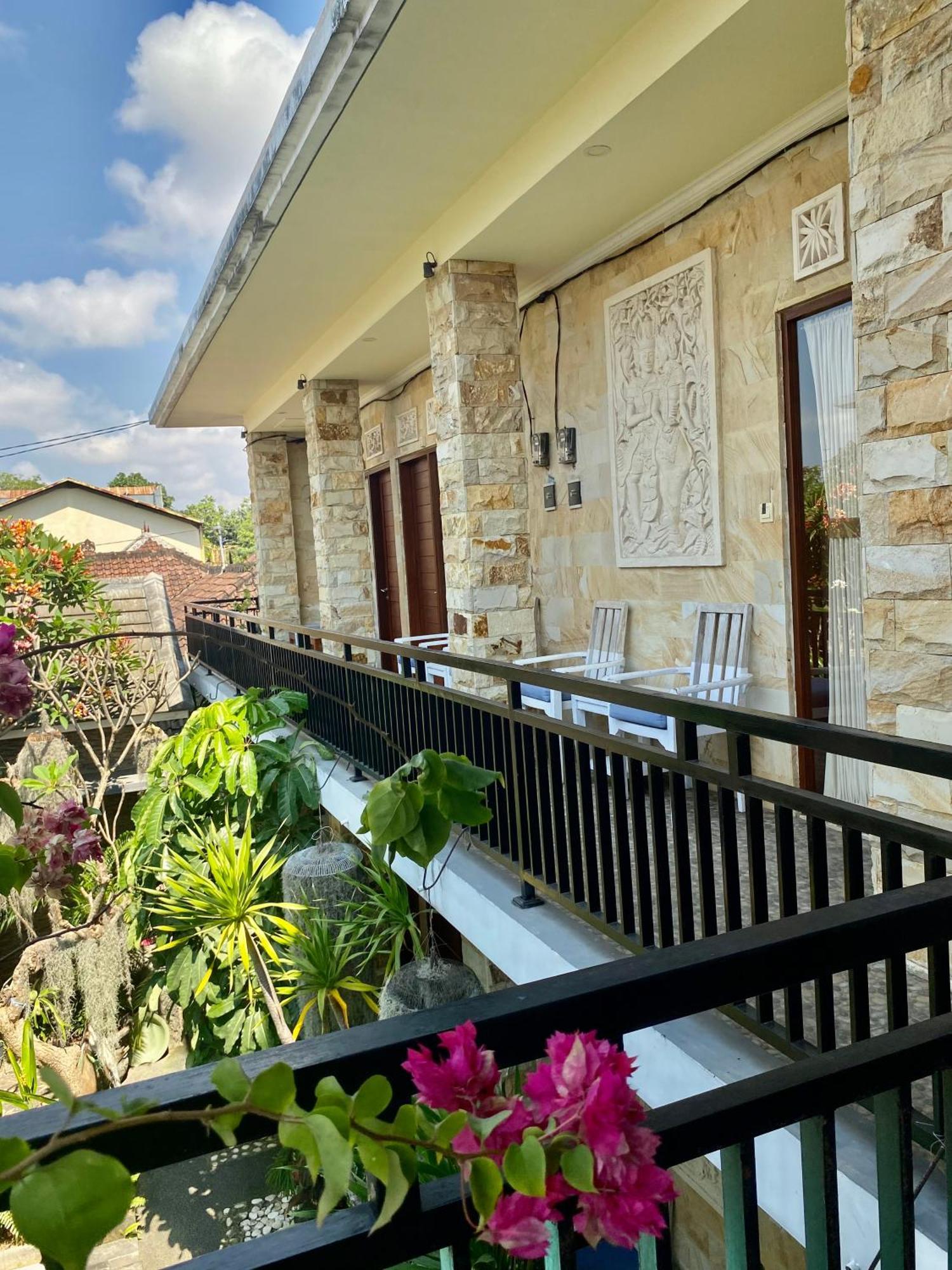 Frog Homestay Sanur Esterno foto